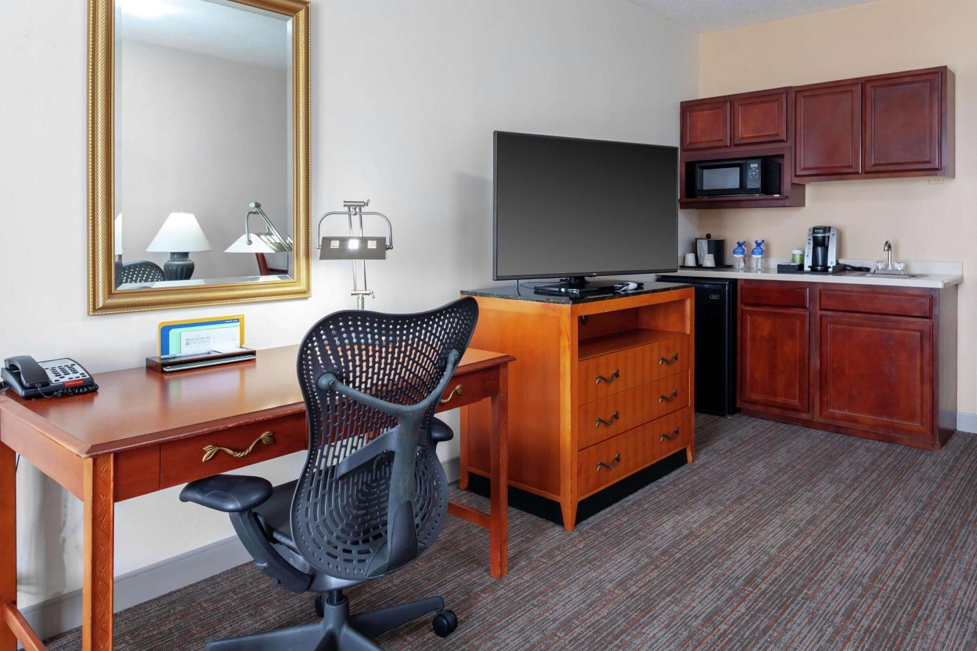 Hilton Garden Inn Charlotte North Bagian luar foto